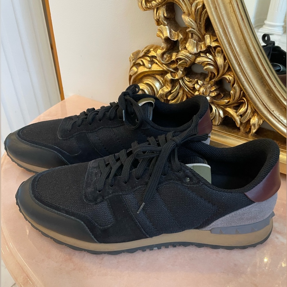 Men’s Valentino Rockrunner Sneakers